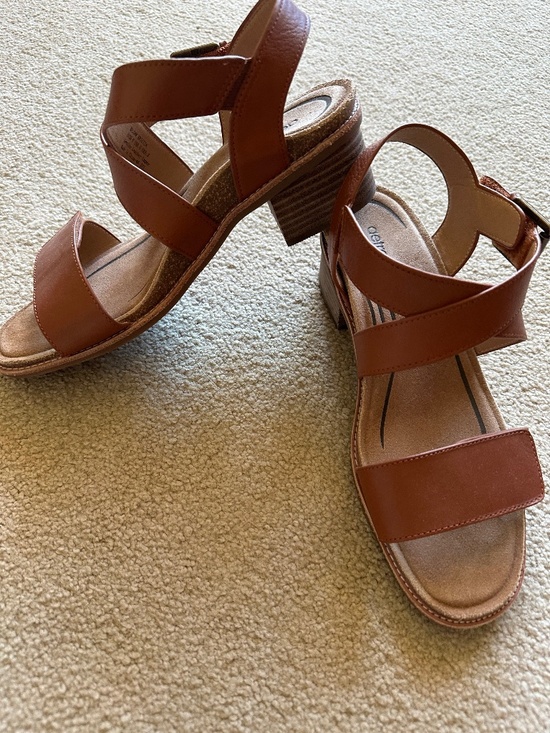 Aetrex Shoes - Aetrex Tan Leather Sandals, size 8.5, adjustable width, stack heel